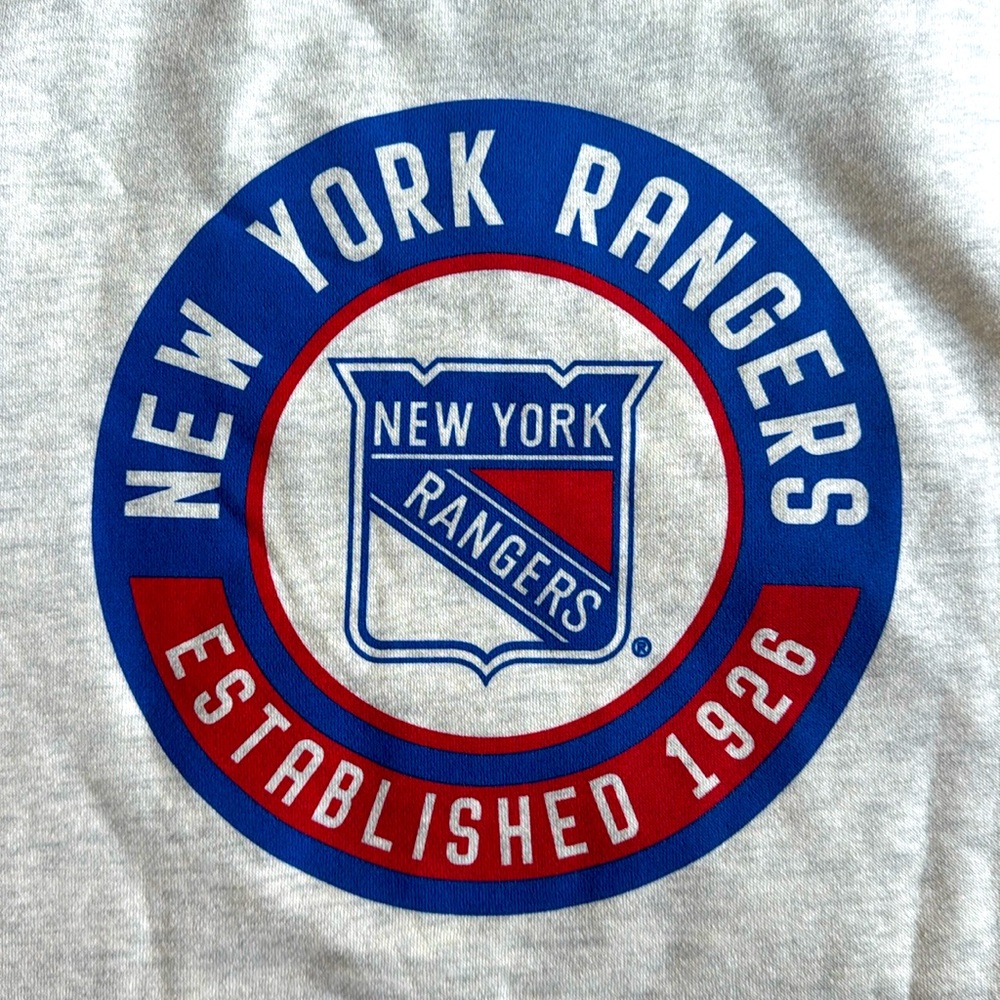 WeBleedBlue.com Apparel Co. MSG Sweatshirt NWT
